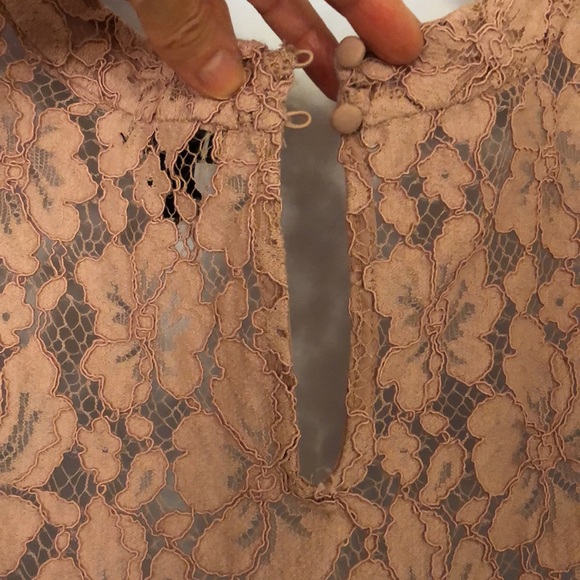 Gorgeous lace peplum blouse - Picture 10 of 13